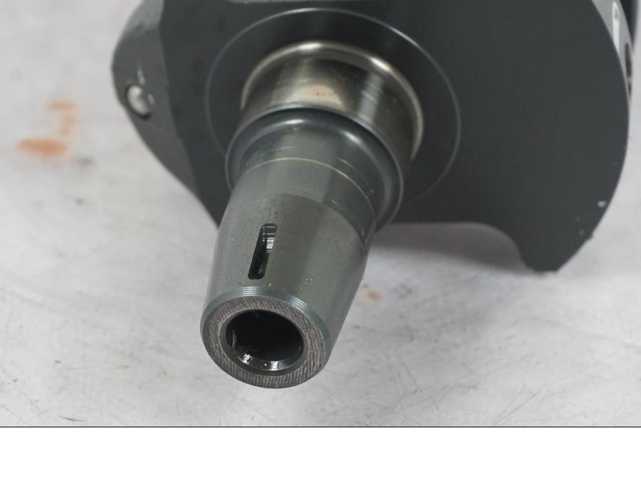 Extrabild3 på Vevaxel från en Kawasaki Z 900 -2019 motorcykel.