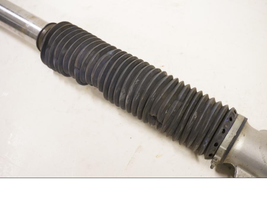 Höger sida på Gaffelben från en Yamaha XTZ 750 -1991 motorcykel.