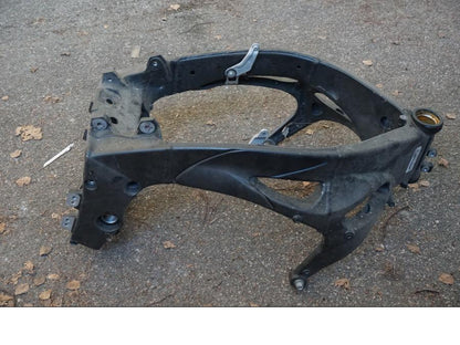 Framsidan på Ram från en Yamaha YZF 1000 R1 -2009 motorcykel.