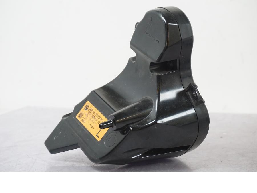 Höger sida på Högtalarbox från en BMW K 1600 GTL -2015 motorcykel.