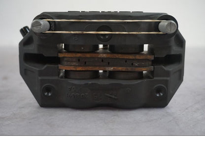 Höger sida på Bromsok från en BMW S 1000 XR -2019 motorcykel.