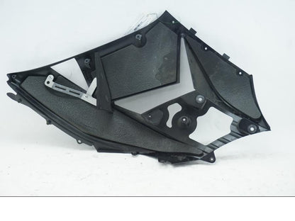 Baksidan på Sidkåpa från en Kawasaki ZZ-R 1400 -2007 motorcykel.