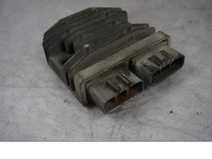 Höger sida på Likriktare från en Triumph Tiger Explorer -2016 motorcykel.