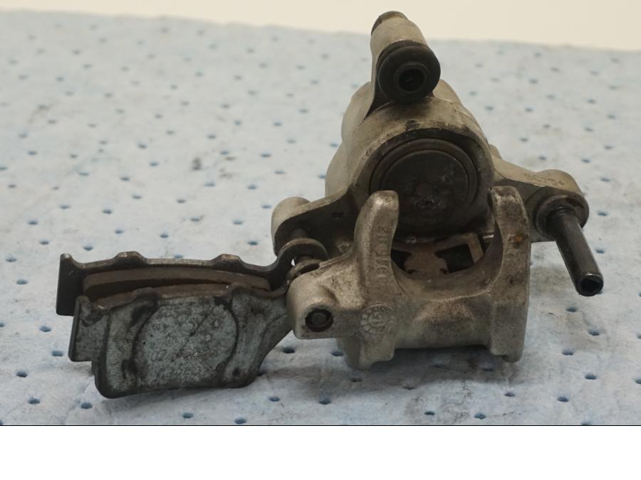 Baksidan på Bromsok från en KTM 690 SMCR -2015 motorcykel.