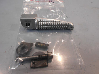 Baksidan på Fotpinne från en Yamaha TRX 850 -1996 motorcykel.