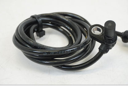 Baksidan på ABS givare från en Ducati Streetfighter V4 -2020 motorcykel.