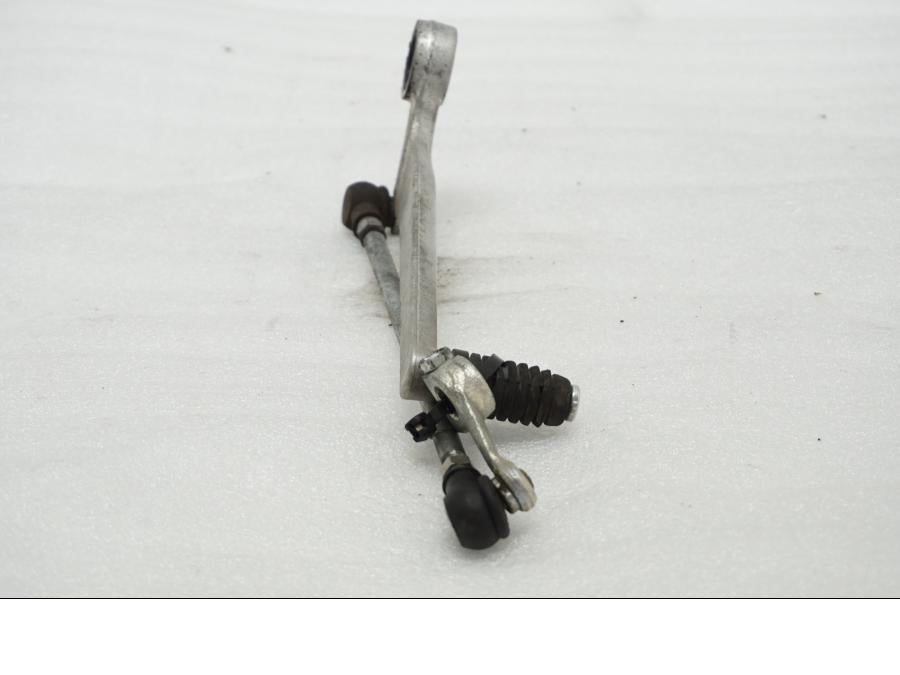 Höger sida på Växelpedal från en Suzuki GSX 1300 BK -2008 motorcykel.