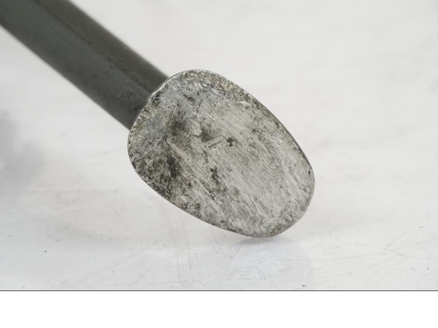 Extrabild2 på Sidostöd från en KTM 1290 Super Duke R -2015 motorcykel.