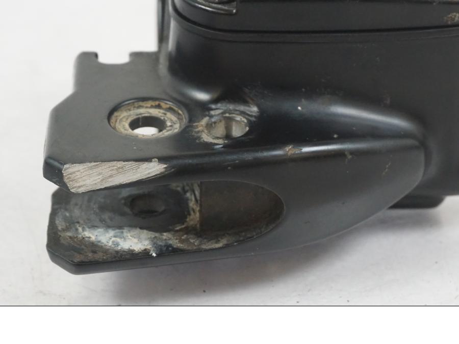 Höger sida på Bromshuvudcylinder från en H-D Street Glide FLHX -2012 motorcykel.