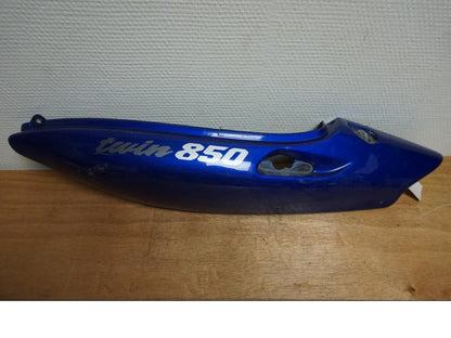 Baksidan på Bakvinge från en Yamaha TDM 850 -1996 motorcykel.