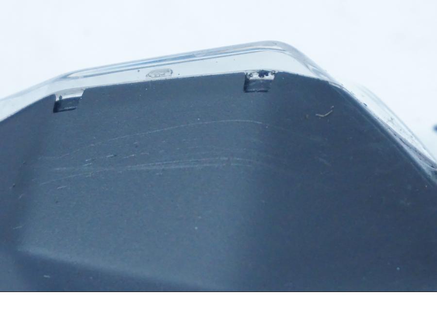 Vänster sida på Blinkers från en Kawasaki Ninja 650 -2018 motorcykel.