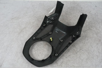 Vänster sida på Bensintankskåpa från en Yamaha MT-09 -2024 motorcykel.