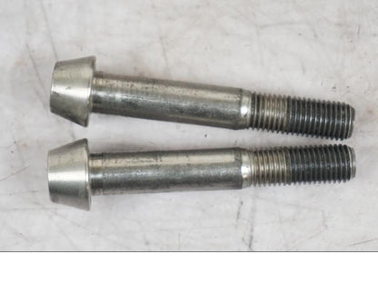 Baksidan på Bromsok från en Triumph Tiger -2009 motorcykel.