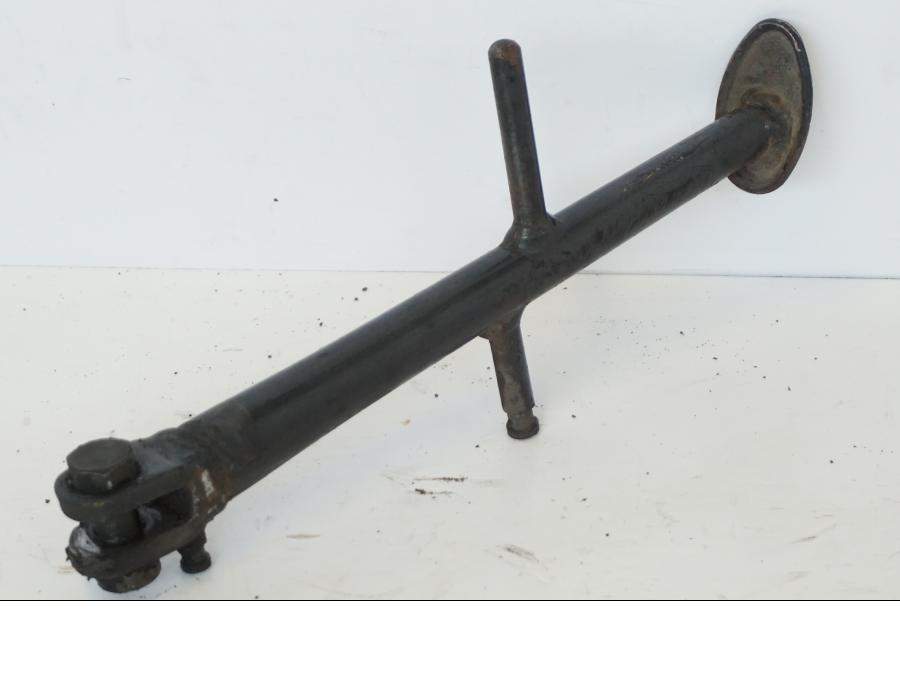 Snett uppifrån på Sidostöd från en Kawasaki ZR-7 -2001 motorcykel.