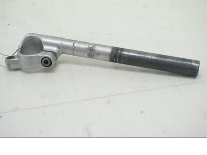 Framsidan på Styre från en Yamaha YZF-R 125 -2008 motorcykel.