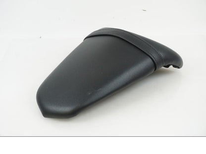 Baksidan på Sadel från en Kawasaki Z 650 ABS -2017 motorcykel.