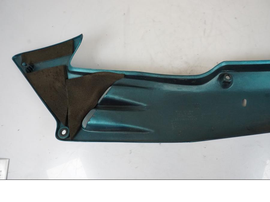 Extrabild2 på Bakvinge från en Honda VFR 750 -1994 motorcykel.