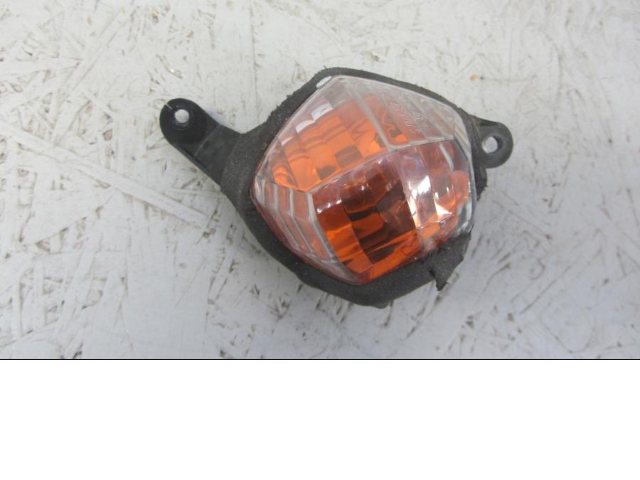 Framsidan på Blinkers från en Yamaha FJR 1300 -2003 motorcykel.