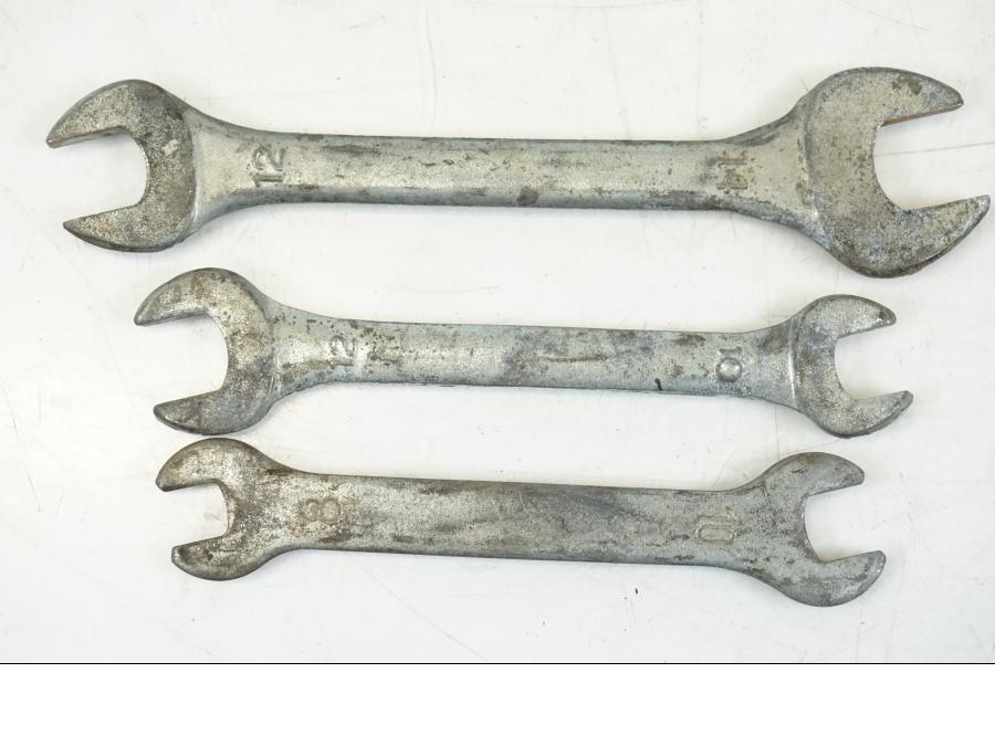 Baksidan på Verktyg från en Yamaha YZF 1000 R1 -2001 motorcykel.