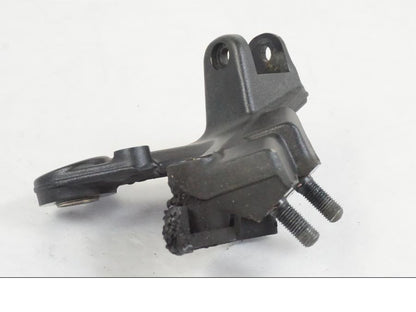 Snett uppifrån på Fotpinnefäste från en KTM 390 Adventure -2021 motorcykel.