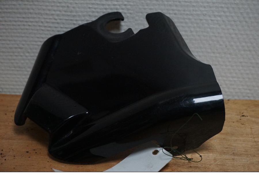 Framsidan på Styrkåpa från en Yamaha XVS 650 -1997 motorcykel.