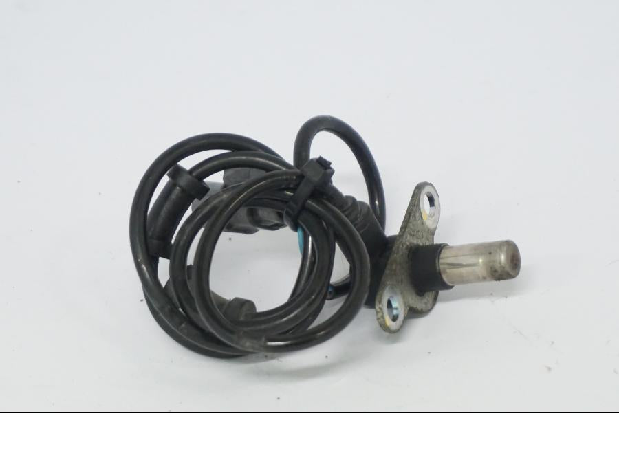 Baksidan på ABS givare från en Honda CB 500 X -2015 motorcykel.