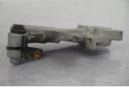 Snett uppifrån på Bromsoksfäste från en Yamaha MT-09 SP -2018 motorcykel.