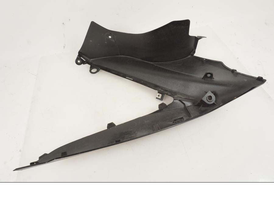 Snett uppifrån på Toppkåpa från en Suzuki GSX-R 1000 -2007 motorcykel.