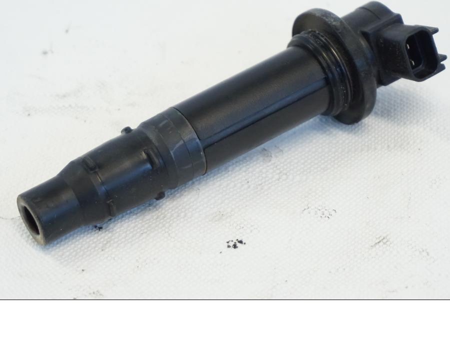 Framsidan på Tändspole från en Yamaha YZF R6 -2006 motorcykel.