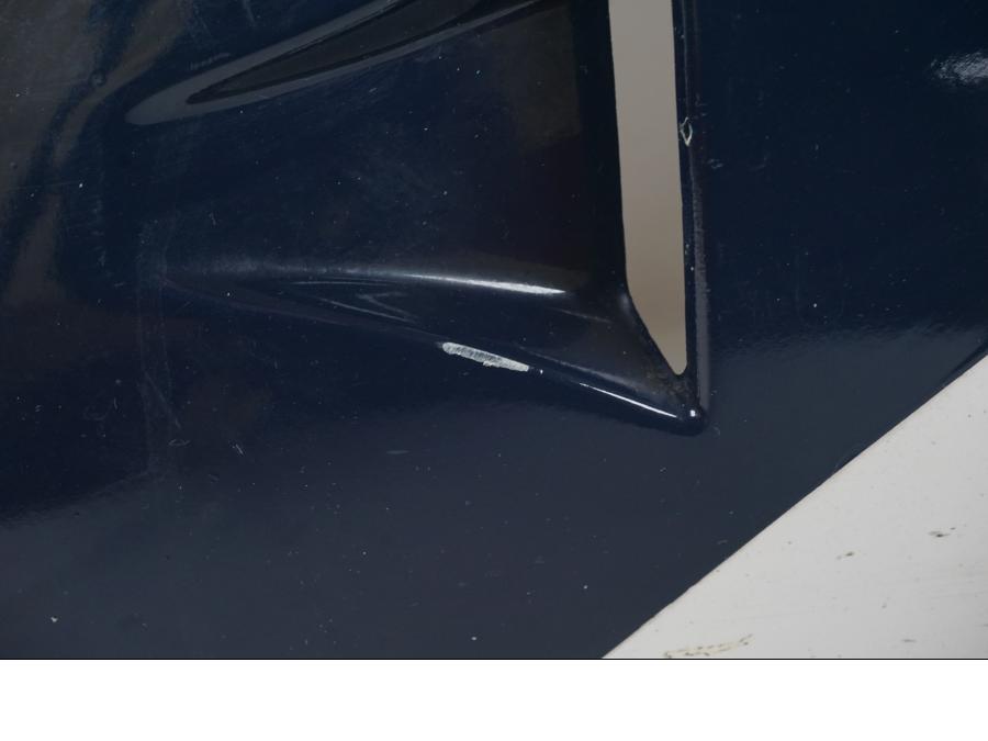 Höger sida på Magkåpa från en Suzuki GSX-R 1100 -1986 motorcykel.