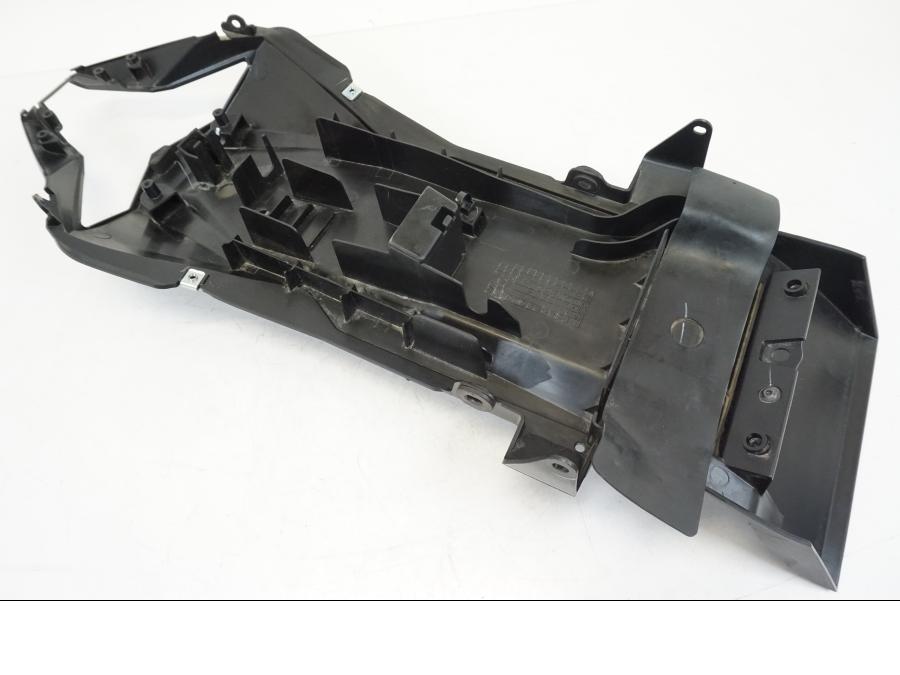 Höger sida på Undertail från en Kawasaki NINJA 400 -2020 motorcykel.