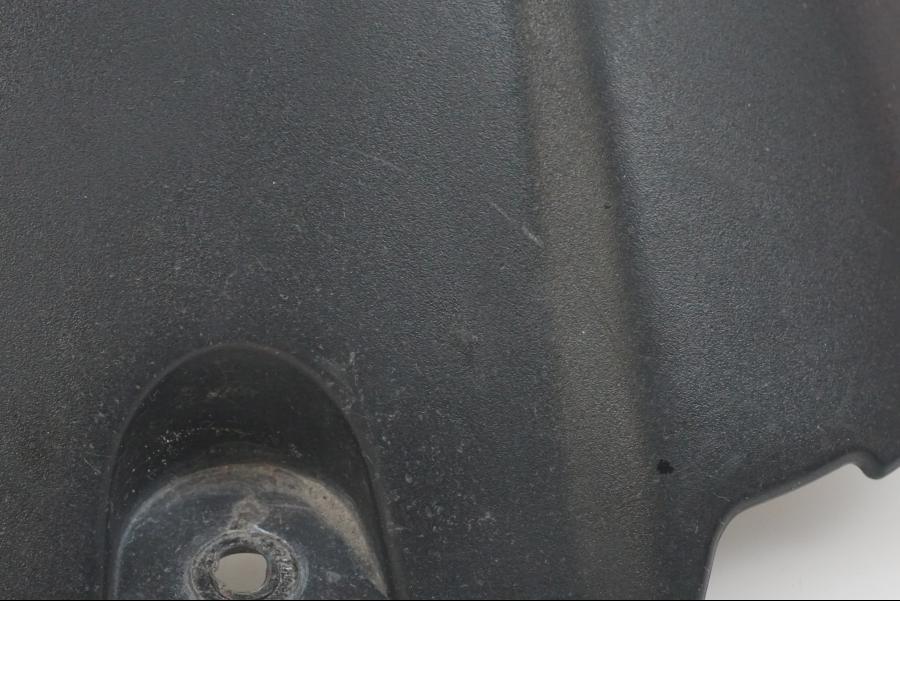 Baksidan på Svingskärm från en Suzuki GSX-R 1000 -2007 motorcykel.