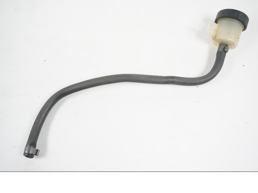 Vänster sida på Bromsvätskebehållare från en BMW F 650 CS -2002 motorcykel.