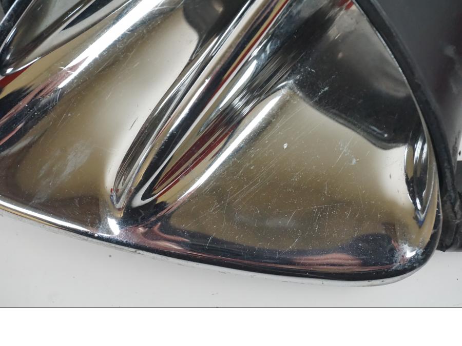 Baksidan på Luftintag från en Honda GL 1800 -2001 motorcykel.