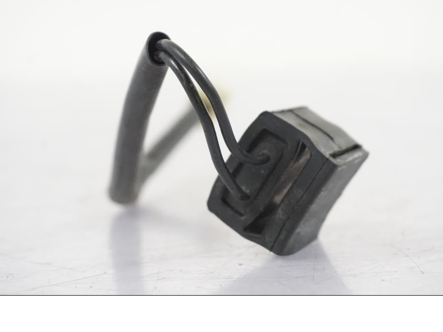 Baksidan på Tilt Sensor från en Yamaha XVS 1100 -2004 motorcykel.