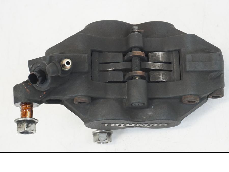 Baksidan på Bromsok från en Triumph TT 600 -2002 motorcykel.