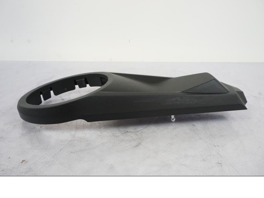 Vänster sida på Tankkåpa från en KTM 1290 Super Duke -2019 motorcykel.