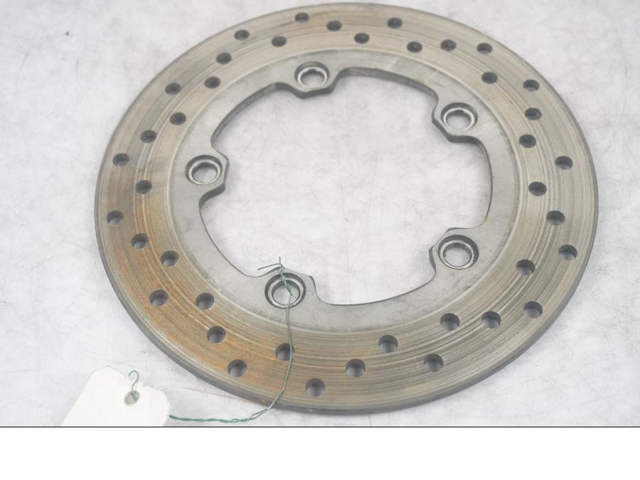 Framsidan på Bromsskiva från en Yamaha YZF 1000 R1 -2008 motorcykel.