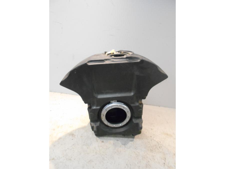 Höger sida på Bensintank från en BMW K 1300 R -2009 motorcykel.