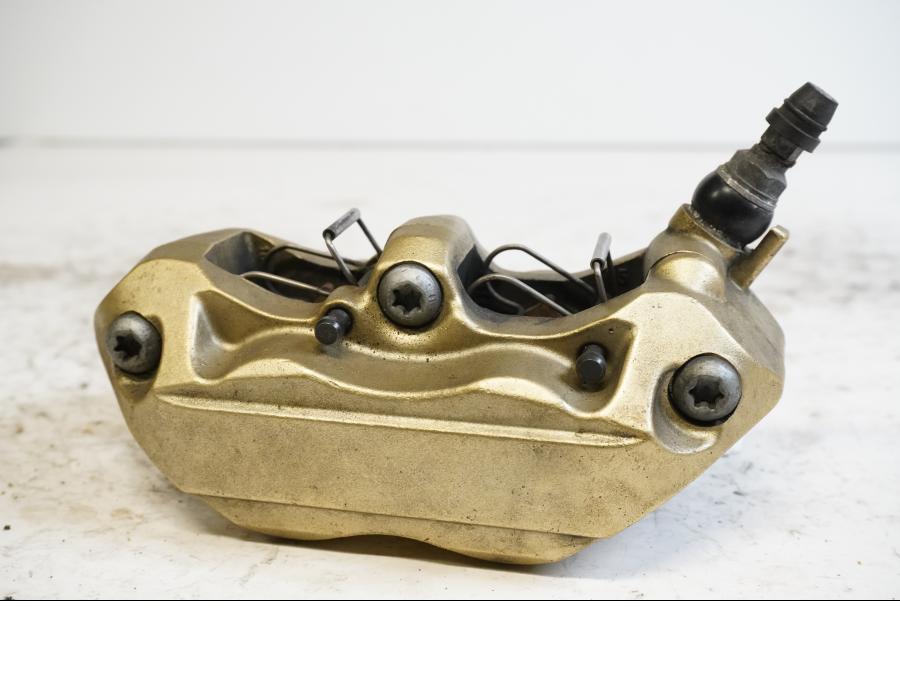 Baksidan på Bromsok från en BMW S 1000 RR -2010 motorcykel.