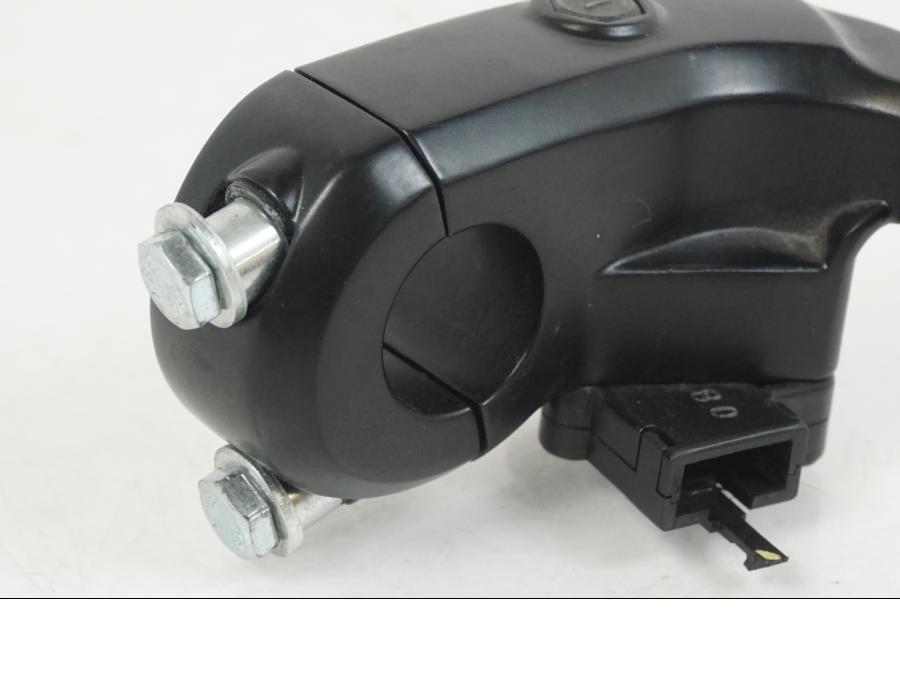 Höger sida på Kopplingsklo från en Kawasaki ER-6F -2016 motorcykel.