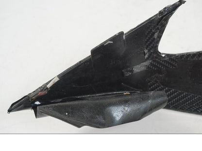 Snett nerifrån på Vindavvisare från en Aprilia RS 125 -2008 motorcykel.