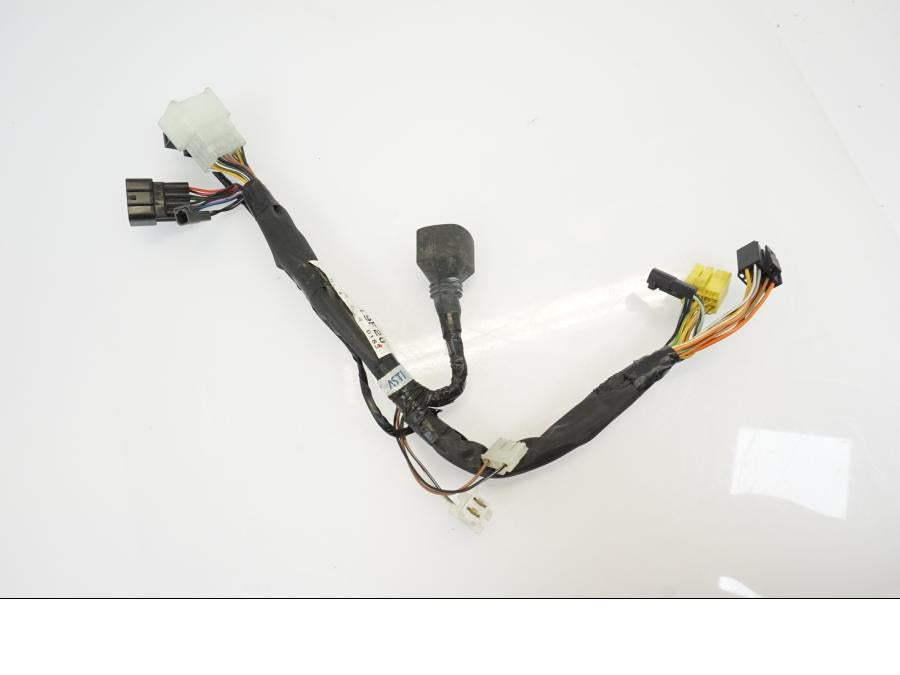 Framsidan på Kabelstam från en Suzuki SV 650 -2001 motorcykel.