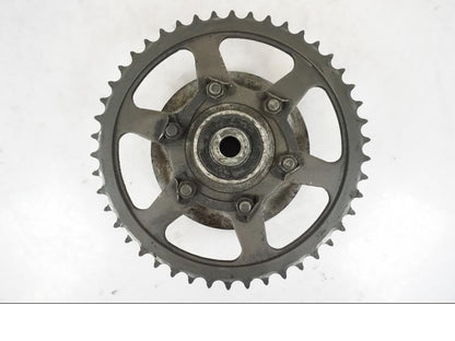 Framsidan på Drevfäste från en Suzuki GSX 550 EF -1985 motorcykel.