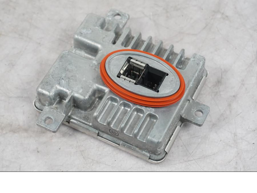 Framsidan på Strålkastarmodul från en BMW K 1600 GTL -2015 motorcykel.