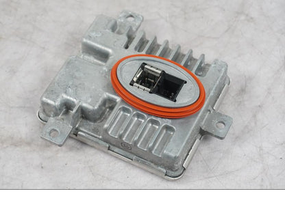 Framsidan på Strålkastarmodul från en BMW K 1600 GTL -2015 motorcykel.