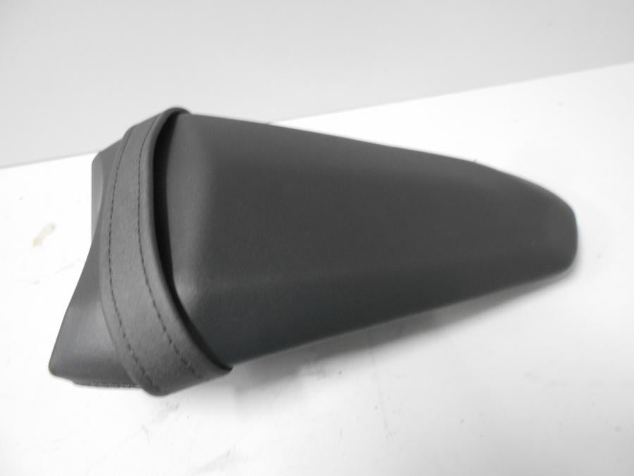 Baksidan på Sadel från en Yamaha YZF 1000 R1 -2017 motorcykel.