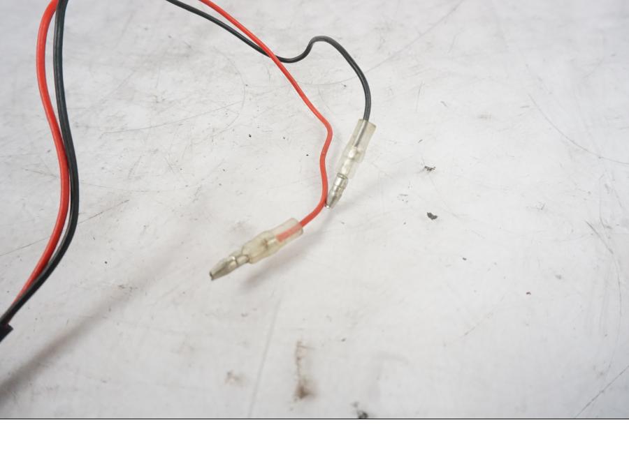 Snett nerifrån på Skylthållare från en Kawasaki ER-6N -2012 motorcykel.