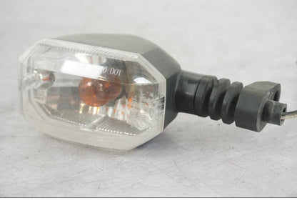 Baksidan på Blinkers från en Triumph Tiger Explorer -2013 motorcykel.