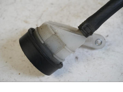 Höger sida på Bromshuvudcylinder från en BMW R 1200 RS -2015 motorcykel.